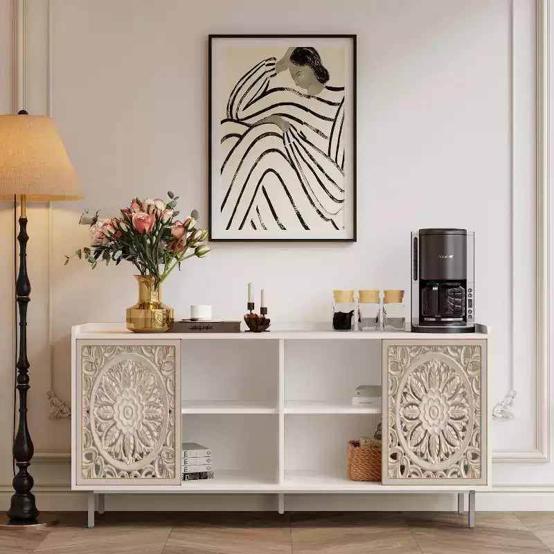 Meuble d'appoint vieilli fait à la main, cadre en bois de sapin avec détails sculptés, console polyvalente, buffet et meuble de rangement pour salon