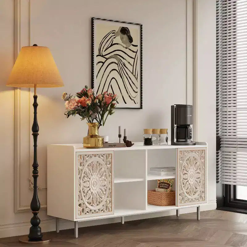 Meuble d'appoint vieilli fait à la main, cadre en bois de sapin avec détails sculptés, console polyvalente, buffet et meuble de rangement pour salon