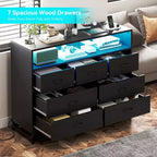 Commode 7 tiroirs pour chambre à coucher, avec lumières LED et station de charge, en bois, grand espace de rangement pour salon