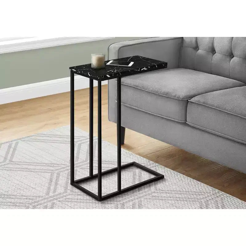 Table d'appoint minimaliste en C avec cadre en métal, tables de plateau modernes, table d'accoudoir de canapé pour salon, chambre, côté de canapé