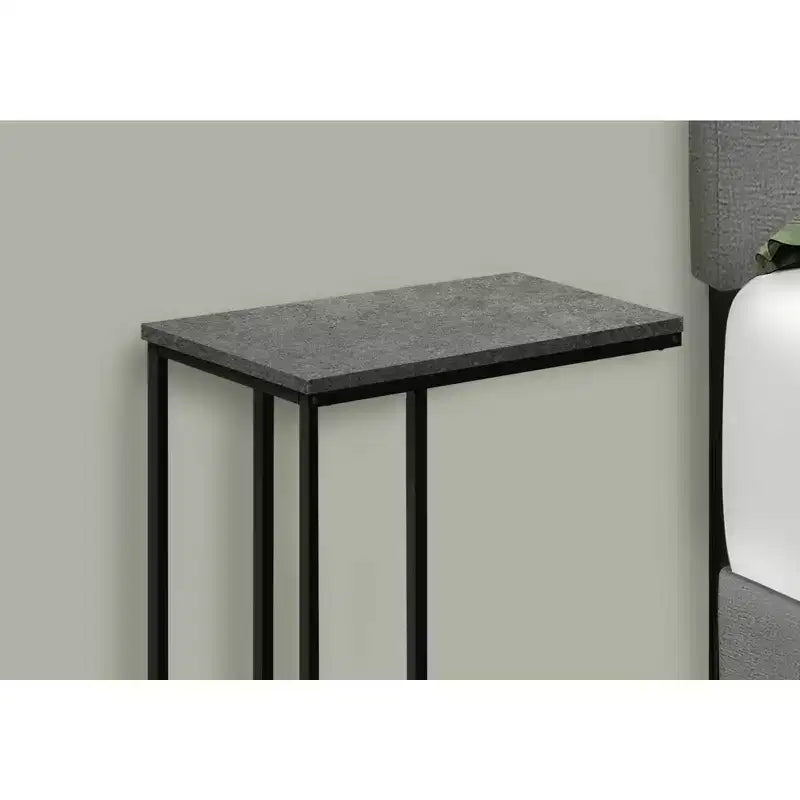 Table d'appoint minimaliste en C avec cadre en métal, tables de plateau modernes, table d'accoudoir de canapé pour salon, chambre, côté de canapé