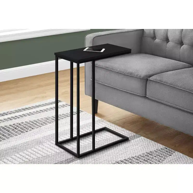 Table d'appoint minimaliste en C avec cadre en métal, tables de plateau modernes, table d'accoudoir de canapé pour salon, chambre, côté de canapé