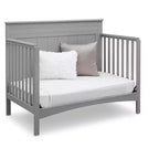 Lit de bébé convertible 4-en-1
