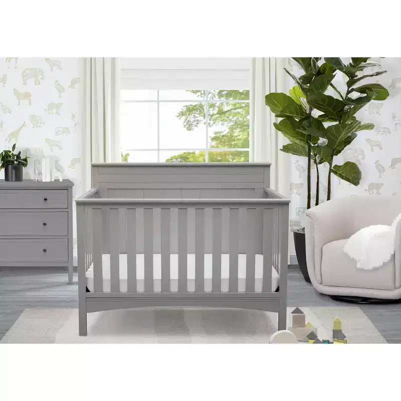 Lit de bébé convertible 4-en-1