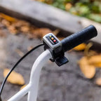 Mini vélo électrique Droyd Kids Blipper 16 à cadre ouvert
