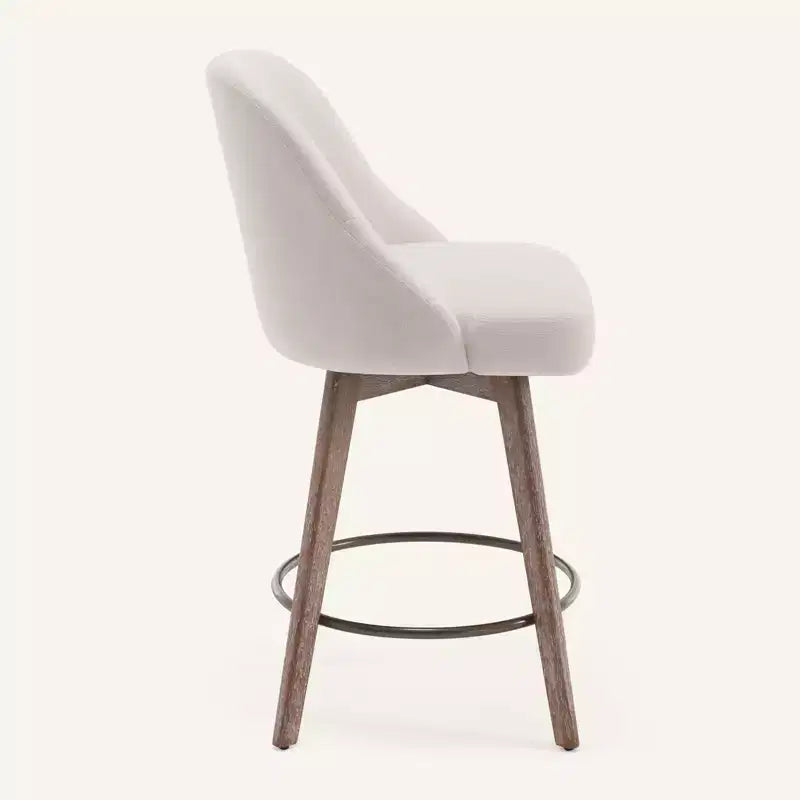Lot de 4 tabourets de bar pivotants Bekrvio 26 pouces à hauteur de comptoir avec dossiers et pieds en bois, tabourets de bar rembourrés en tissu lin/similicuir pour îlot de cuisine