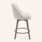 Lot de 4 tabourets de bar pivotants Bekrvio 26 pouces à hauteur de comptoir avec dossiers et pieds en bois, tabourets de bar rembourrés en tissu lin/similicuir pour îlot de cuisine